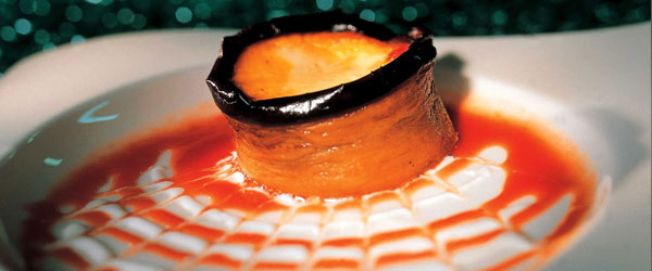 Flan di melanzane e Provolone Valpadana D.O.P. con coulis di pomodoro dolce