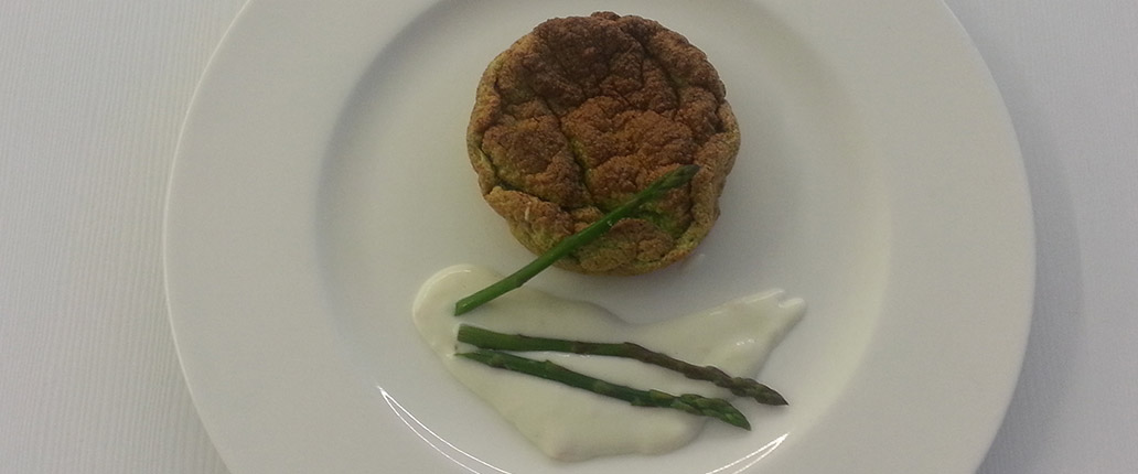 Soufflè di asparagi con salsa al Taleggio D.O.P.