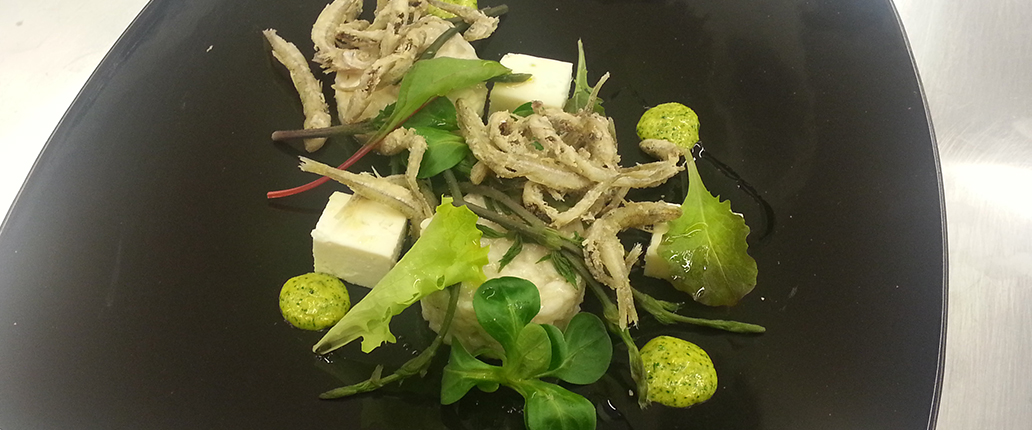 Insalata di aole fritte con riso vialone nano pescato, Salva Cremasco D.O.P. e maionese al sedano