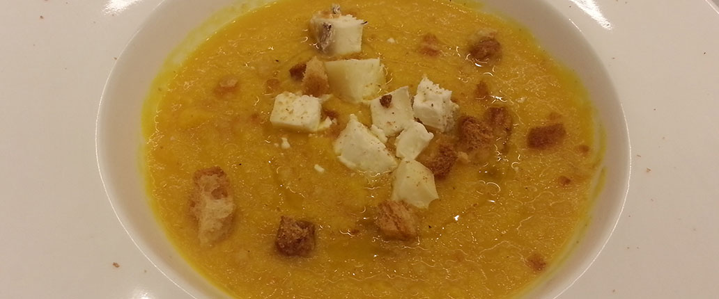 Vellutata di zucca, sedano rapa, porri e Salva Cremasco D.O.P.