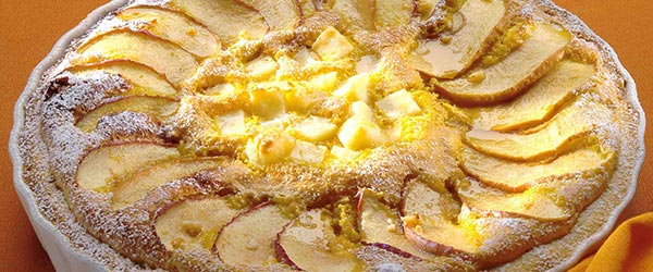 Torta di pasta frolla, mele e Salva Cremasco D.O.P.