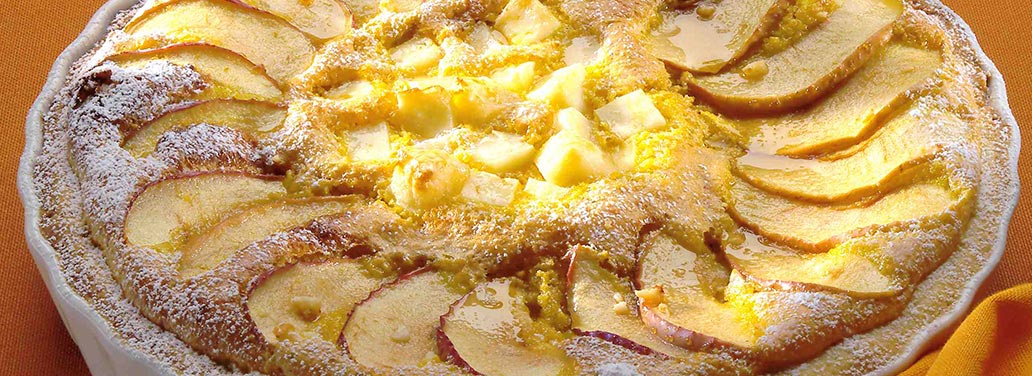 Torta di pasta frolla, mele e Salva Cremasco D.O.P.